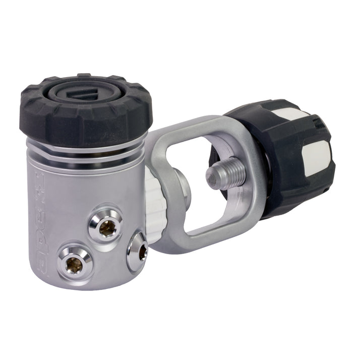 Apeks XL4+ Regulator, Yoke